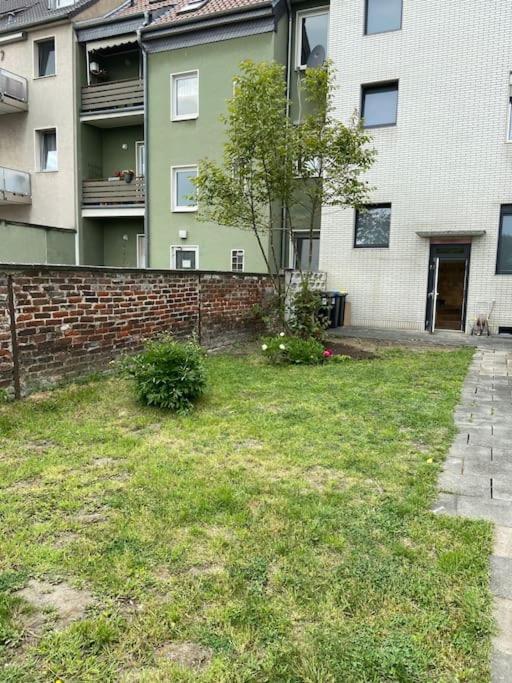 Apartamento Charmante Gartenwohnung Mit Privatem Grossen Garten *